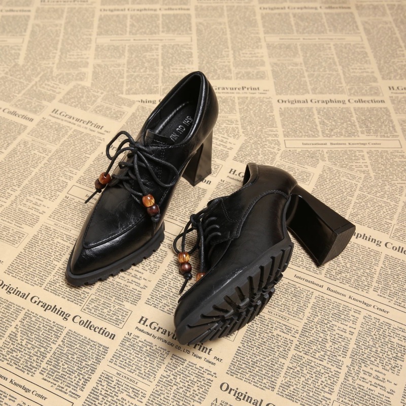 Retro Riemchenschuhe mit tiefe – Pump Heel Block Bewertung und Preis